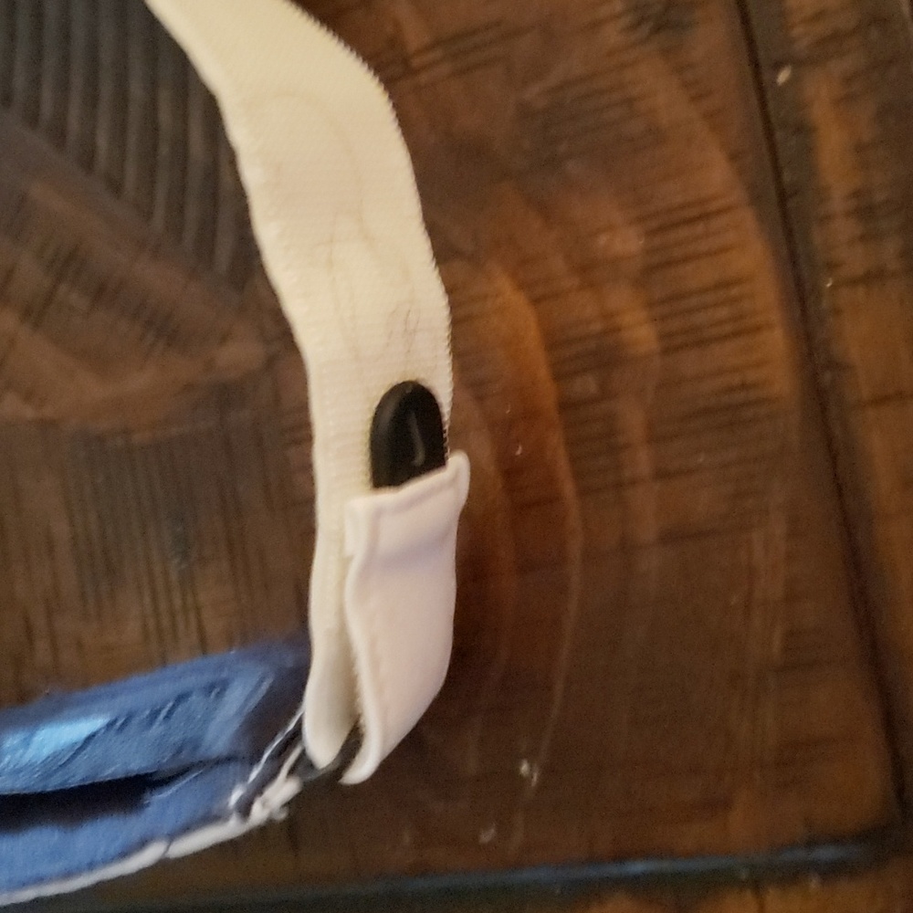 Nike visor - Picture 2 of 2